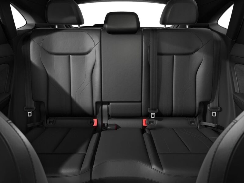 More views of Audi Q3