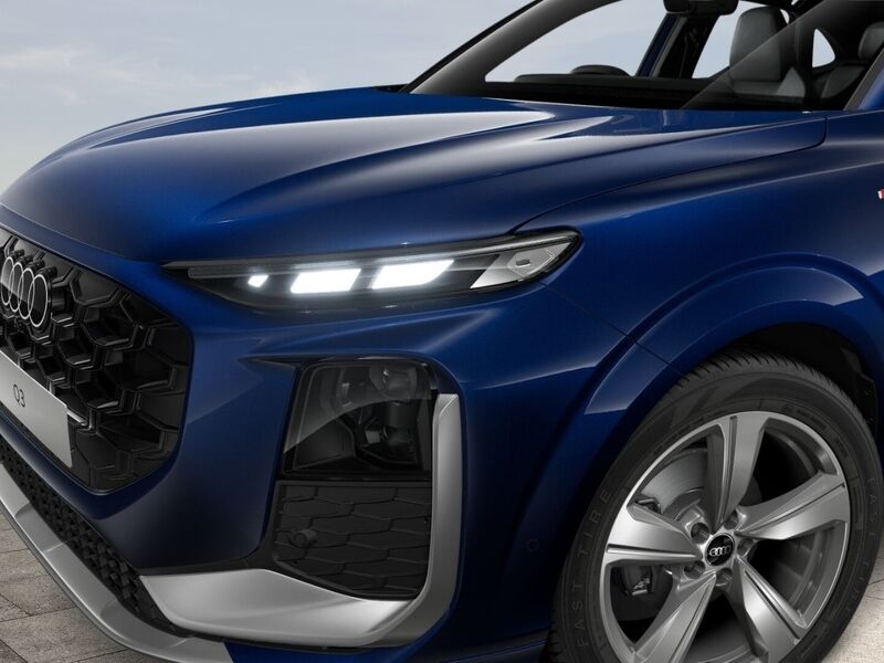 More views of Audi Q3