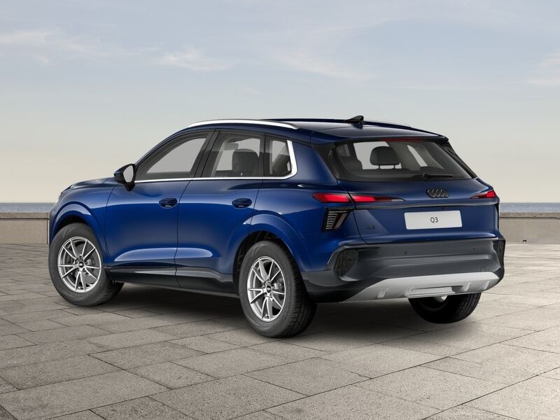 More views of Audi Q3