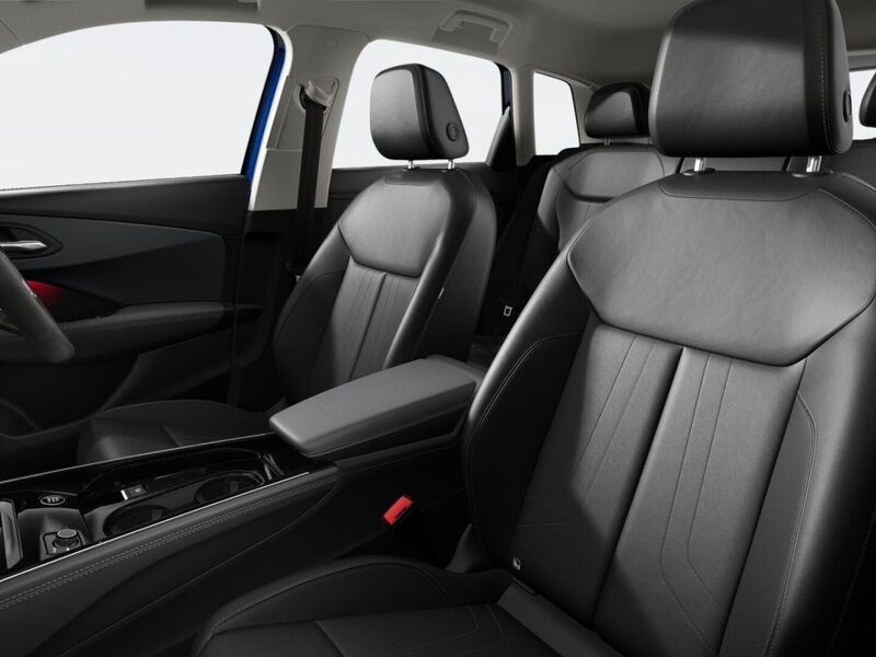 More views of Audi Q3