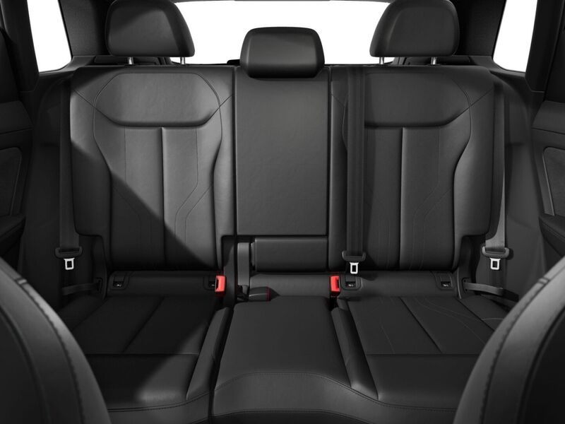 More views of Audi Q3