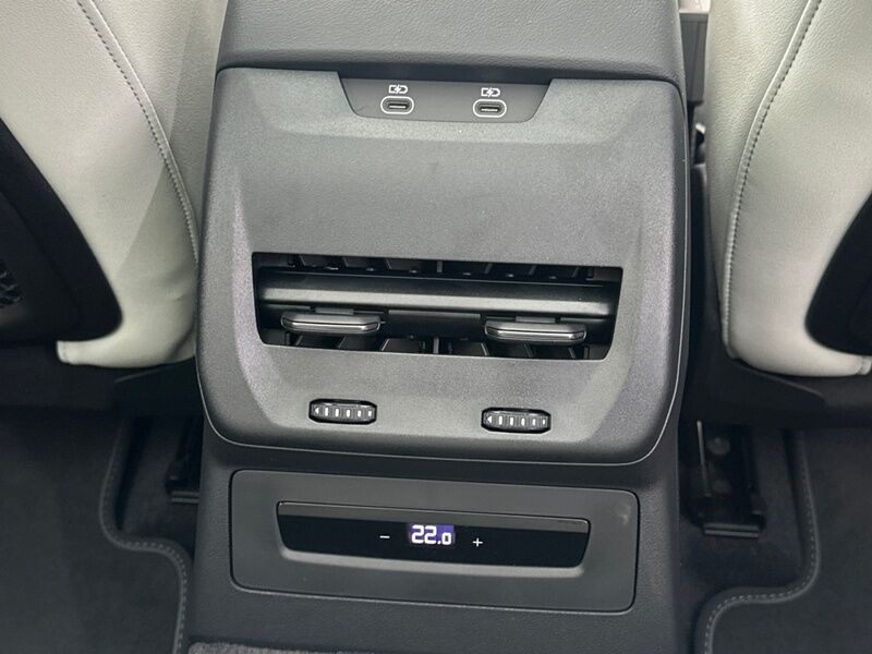 More views of Audi A5