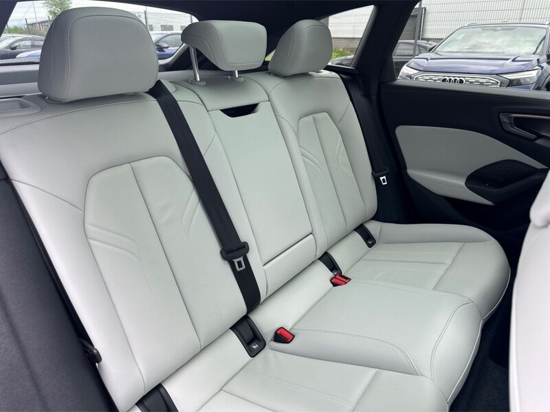 More views of Audi A5