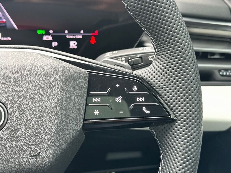 More views of Audi A5