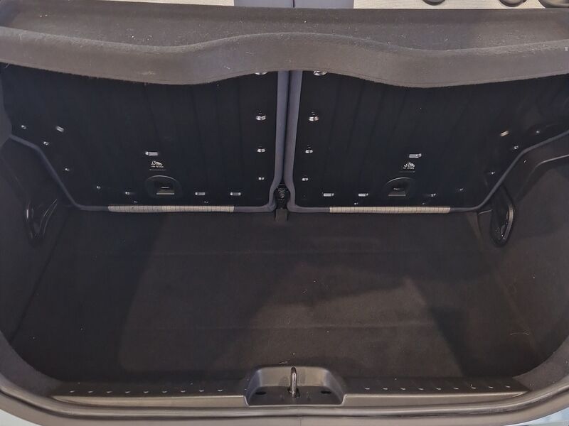 More views of Fiat 500e