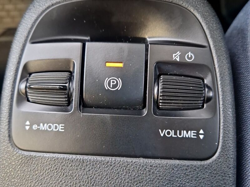 More views of Fiat 500e