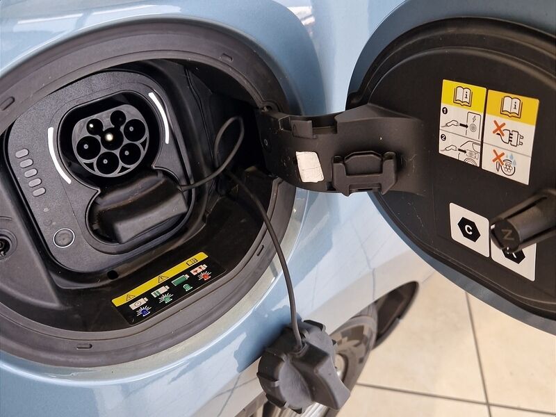 More views of Fiat 500e