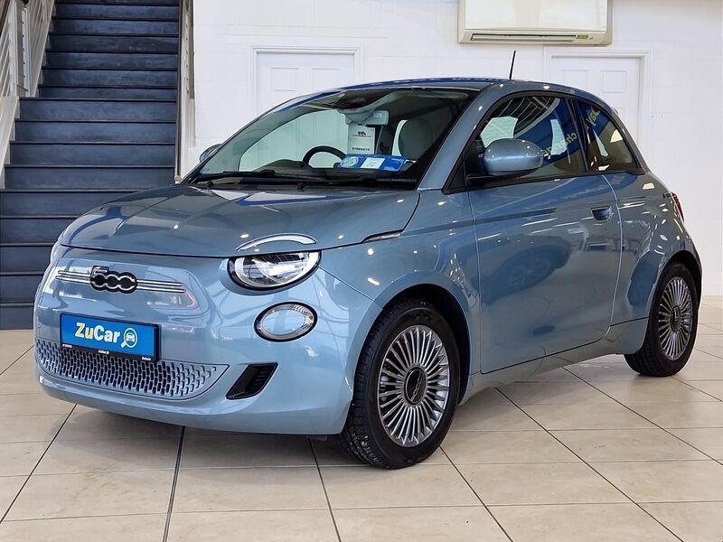 More views of Fiat 500e