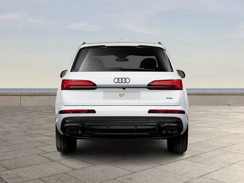 More views of Audi Q7