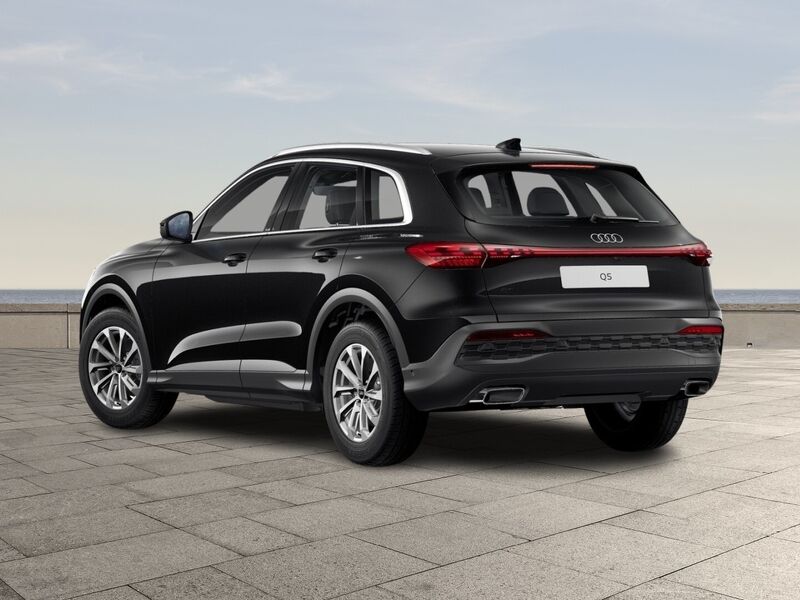 More views of Audi Q5