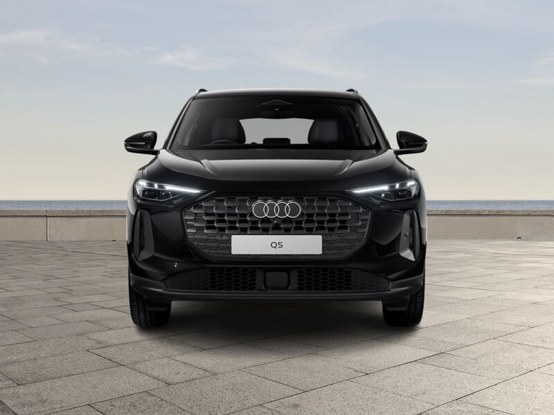 More views of Audi Q5