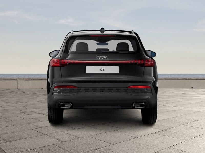 More views of Audi Q5