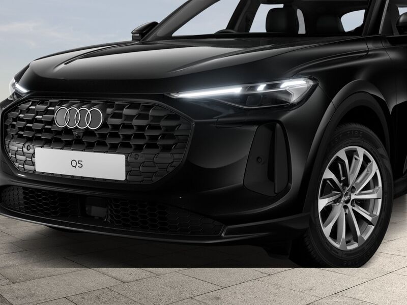 More views of Audi Q5