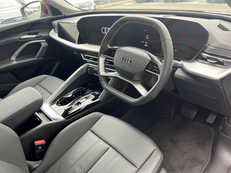 More views of Audi Q5