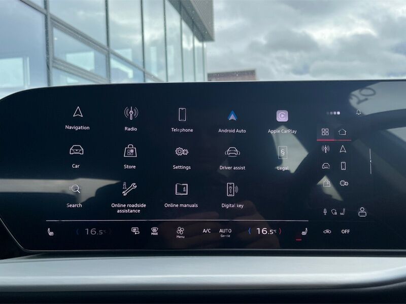 More views of Audi Q5