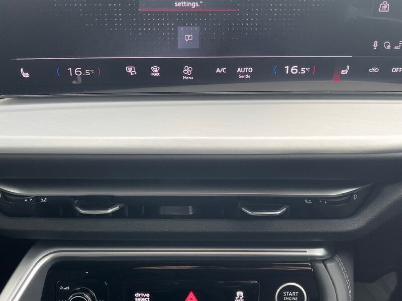 More views of Audi Q5