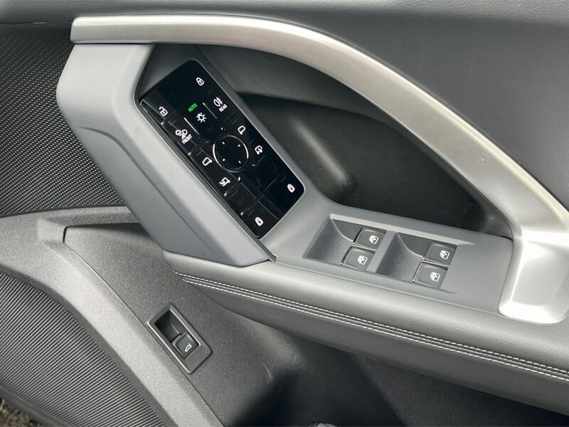 More views of Audi Q5