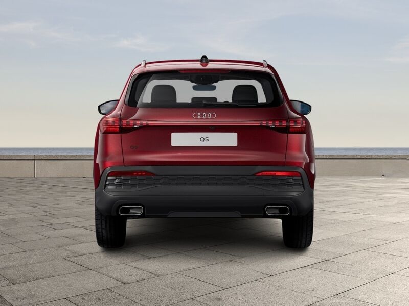 More views of Audi Q5