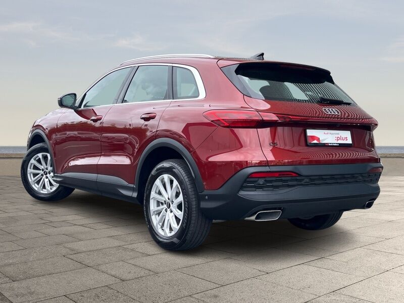 More views of Audi Q5