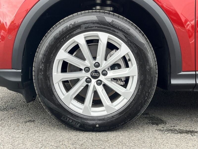 More views of Audi Q5