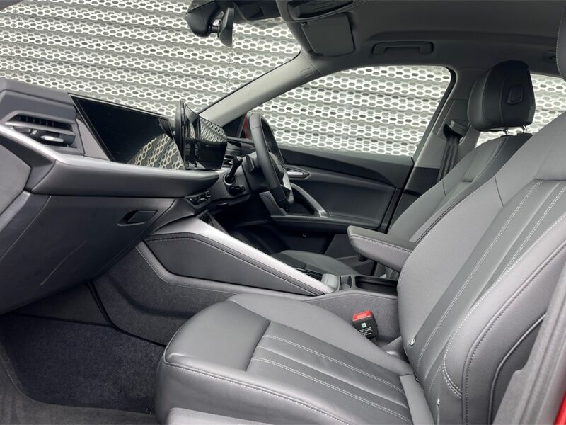 More views of Audi Q5