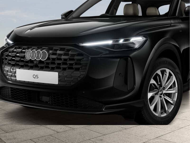 More views of Audi Q5