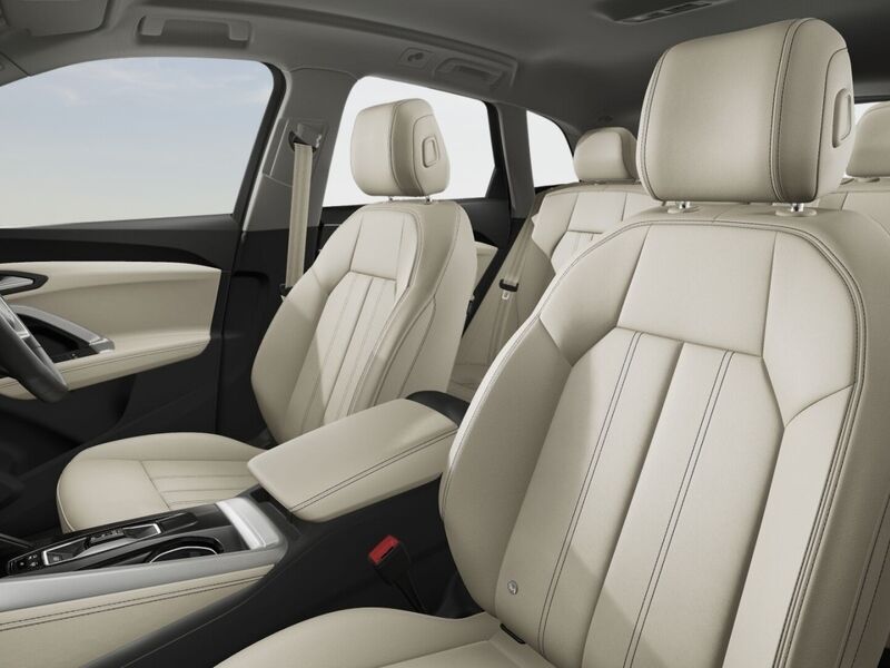 More views of Audi Q5