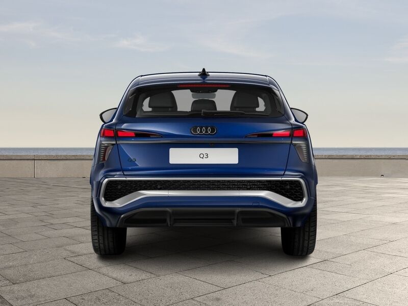 More views of Audi Q3