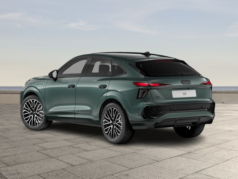 More views of Audi Q3