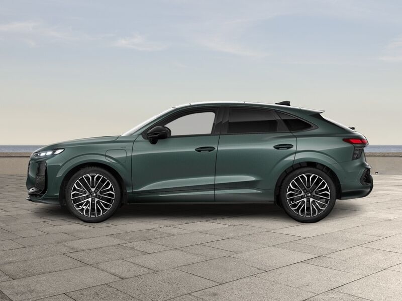 More views of Audi Q3