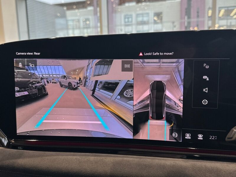 More views of Audi A6 Sportback e-tron