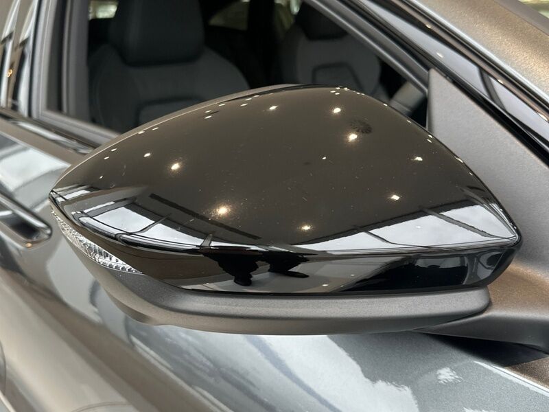 More views of Audi A6 Sportback e-tron