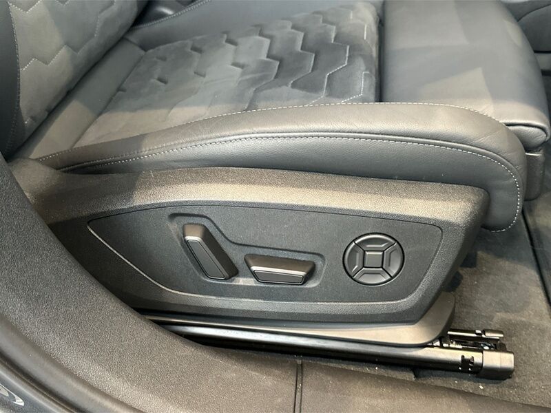 More views of Audi A6 Sportback e-tron