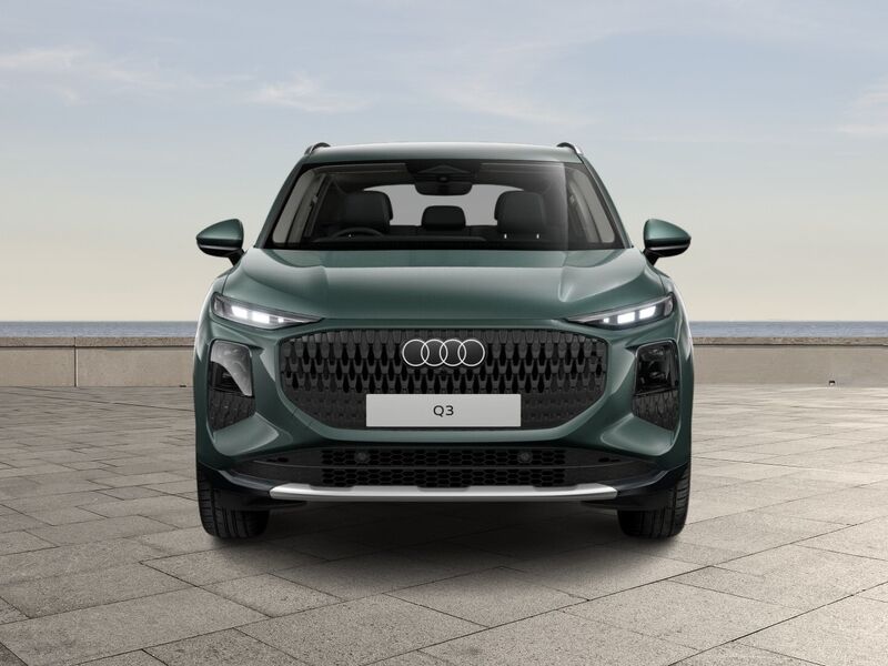 More views of Audi Q3