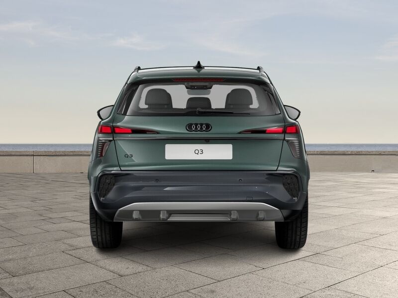 More views of Audi Q3