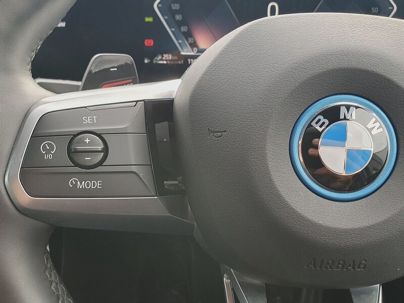 More views of BMW X1