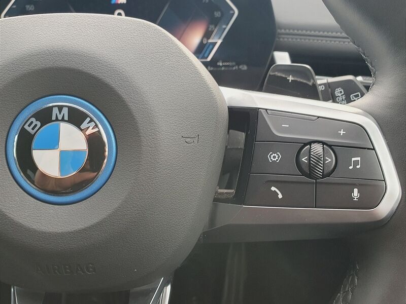 More views of BMW X1