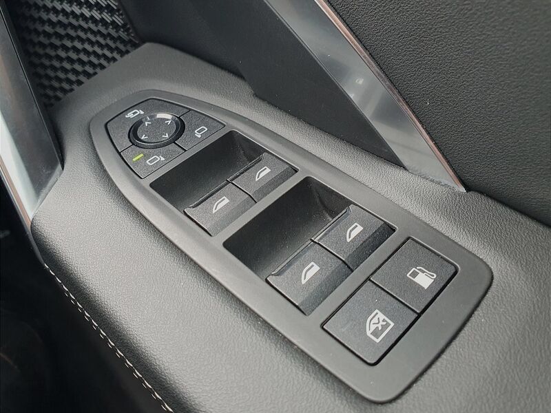 More views of BMW X1