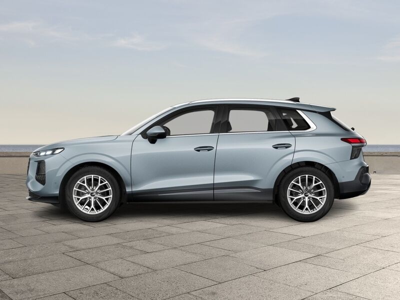 More views of Audi Q3