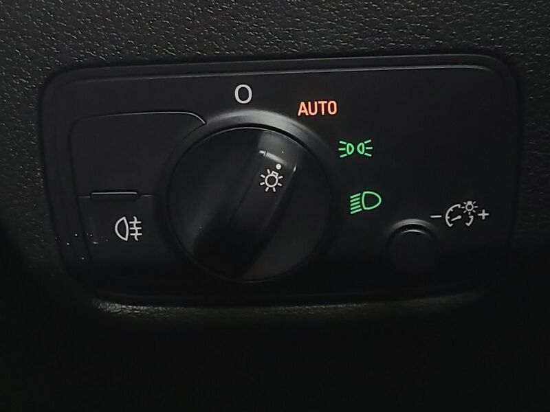 More views of Audi Q2