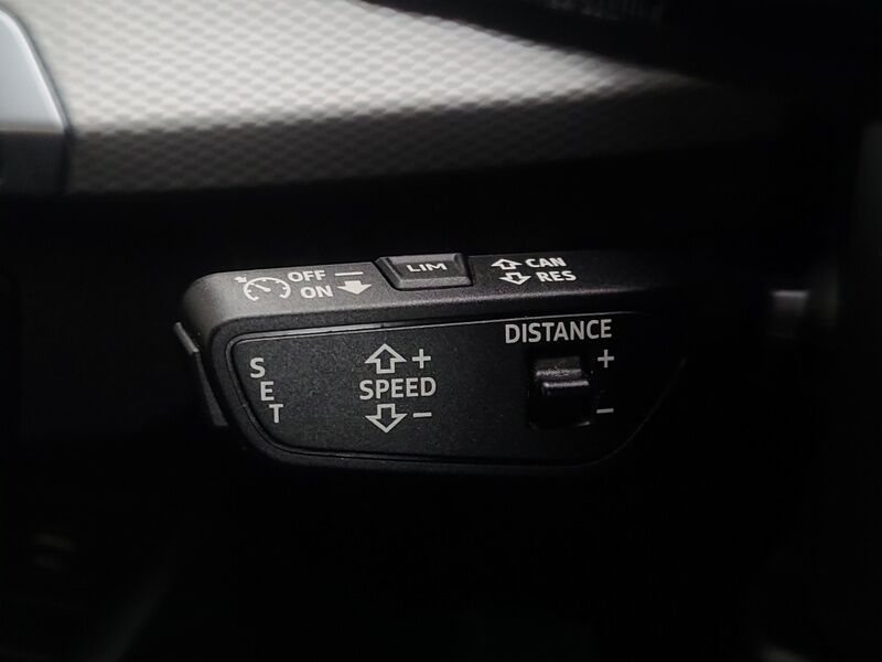 More views of Audi Q2