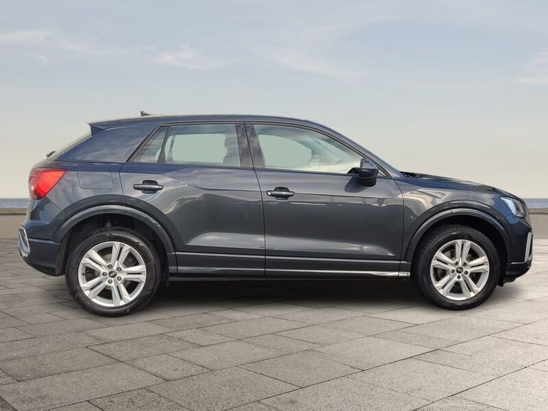 More views of Audi Q2