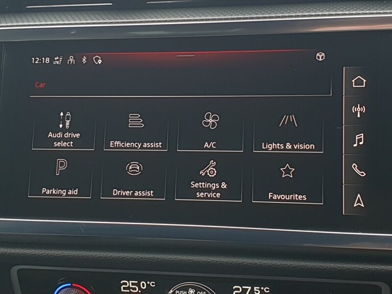 More views of Audi Q3