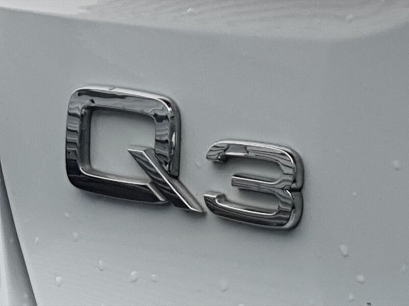 More views of Audi Q3