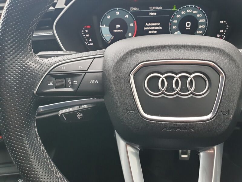 More views of Audi Q3