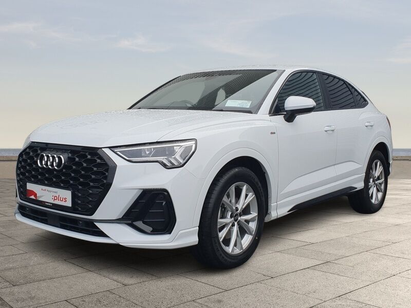 More views of Audi Q3
