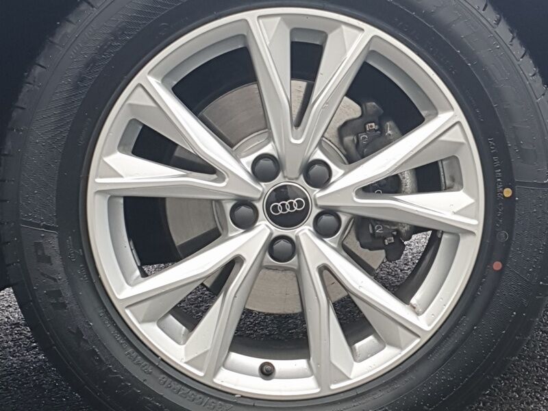 More views of Audi Q3