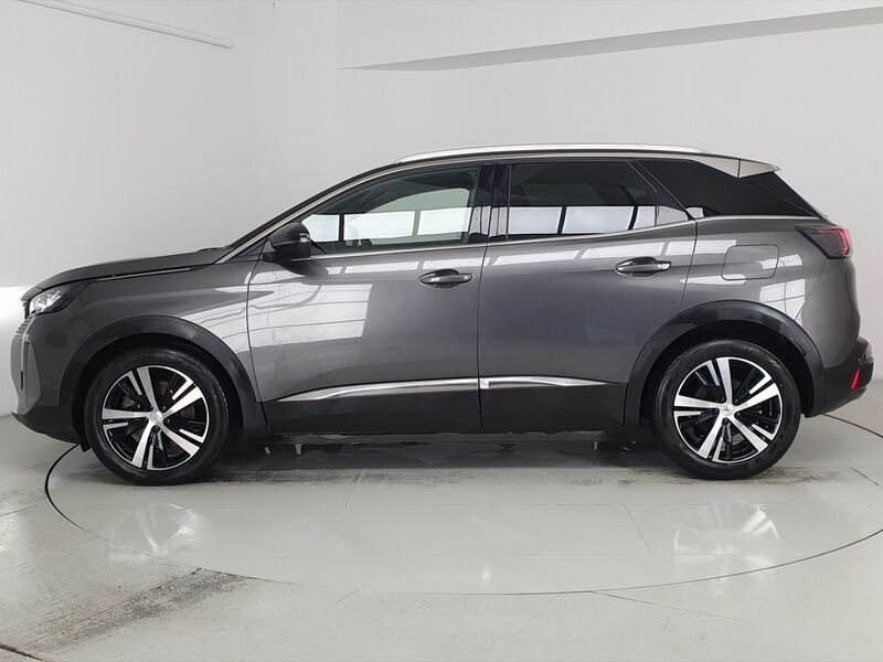 More views of Peugeot 3008