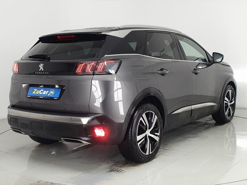 More views of Peugeot 3008