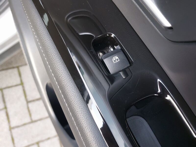 More views of Hyundai Tucson